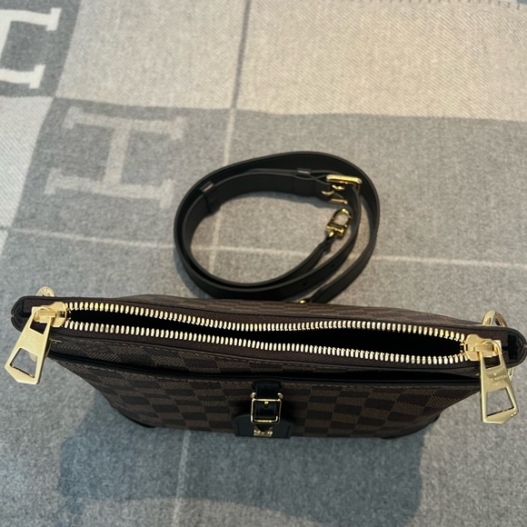 SOLD Louis Vuitton Odeon PM. BRAND NEW - Picture 6 of 10